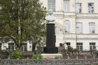 Гоголю Миколі Васильовичу бюст