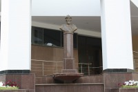 Ярослава Мудрому пам’ятник