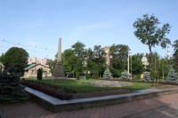 Братская могила борцов Октябрьской революции и ВОВ